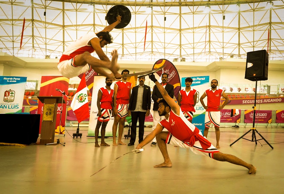 As part of celebrations of 60 years of establishment of diplomatic relationship between Peru and India, Kalaripayattu, India´s traditional Marital Arts form from Kerala was presented in collaboration with ICCR at La Videna, Lima